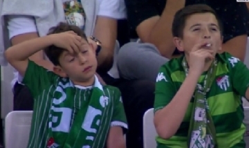 El llamativo episodio en un partido de Turquía