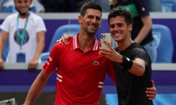 Perdió por un montón, pero al final Fede Coria se dio el gusto de una foto con Djokovic