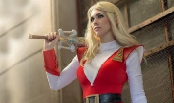 Nueva polémica: Para Lilia Lemoine, los artistas "también pueden agarrar la pala"