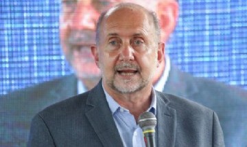 Perotti se mostró junto a Pullaro en la inauguración de la Ruta 3 y se acerca a Provincias Unidas