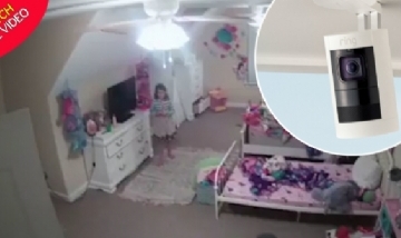 Hacker accedió a la cámara de la habitación de una nena y la acosó: "Soy papá Noel"