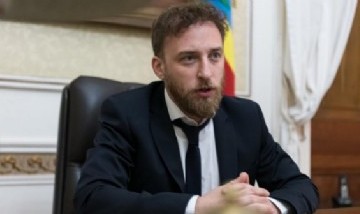 Federico Otermín: "Nuestro gobierno vino a defender la mesa de las y los bonaerenses"