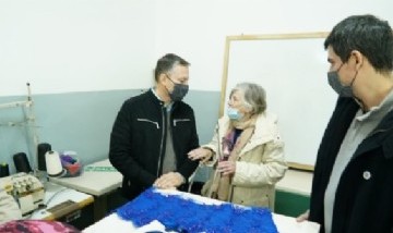 El intendente Fernando Gray recorrió el Centro de Formación Laboral N° 402