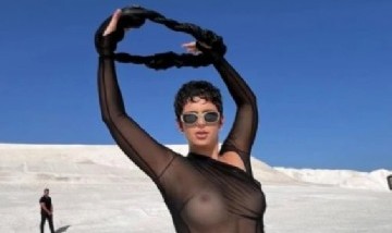 Nathy Peluso volvió a acaparar miradas con un vestido totalmente transparente