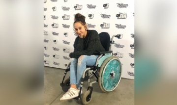 Contó en YouTube su lucha contra la leucemia y Disney la invitó a actuar en una serie