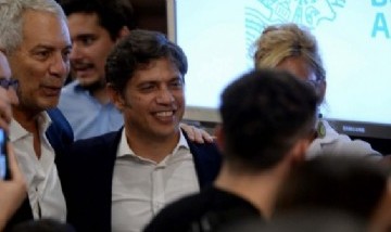 Con un documento, 44 intendentes le pidieron a Kicillof que desdoble la elección