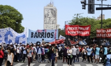 Nuevas marchas contra la crisis económica