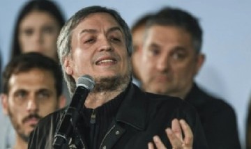 Máximo Kirchner volvió a apuntar contra el ministro de Economía, Martín Guzmán