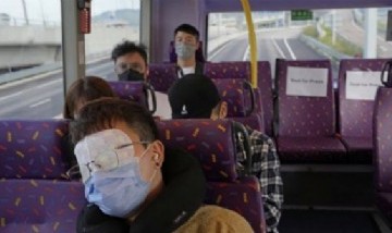 Hong Kong lanzó colectivos sólo para dormir siesta: ofrecen tapones para oídos y antifaces