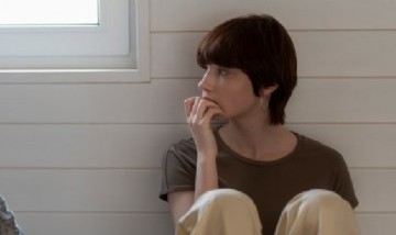 Adolescentes porteños usan el celular 6 horas por día y el 40% presenta señales vinculadas a su bienestar emocional