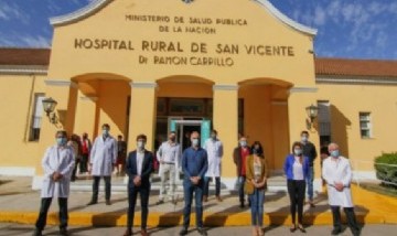 Vacunación VIP: Un intendente echó a un funcionario que vacunó a su hijo