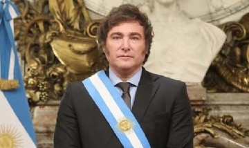 #RenunciaMilei se convirtió en la tendencia principal y golpea al Gobierno