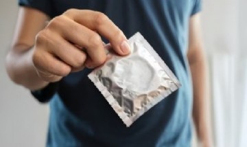 Solo el 15 por ciento usa siempre preservativo y advierten por el aumento de infecciones sexuales entre jóvenes