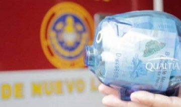 Una nena llevó todos sus ahorros a los bomberos y ellos la buscaron intensamente para agradecerle
