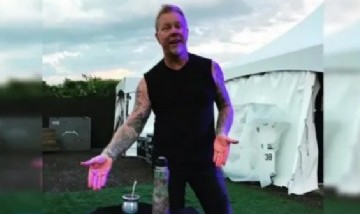 Video: James Hetfield se tomó un mate en pleno recital de Metallica en Argentina