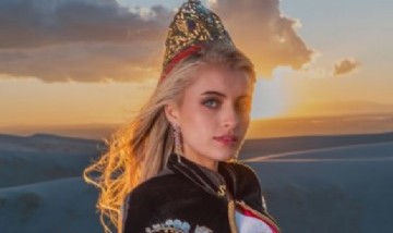 Azul Antolínez fue coronada Reina Nacional de la Vendimia 2026 y le devolvió la corona a San Rafael