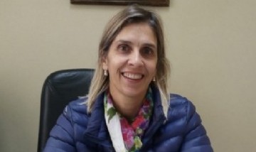 Papelón de la presidenta del HCD de Navarro, Paola Maggiotti, en plena sesión