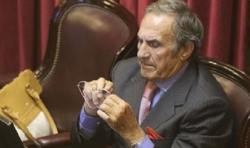Escándalo en la familia: La grave acusación de la hija de Reutemann a la esposa del ex Gobernador