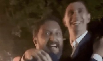 El bonito gesto de Dibu Martínez con un amigo, en la previa del regreso de la Selección Argentina