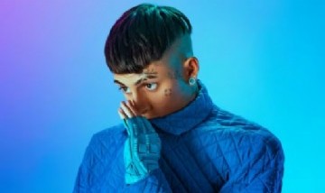 Khea anunció la versión deluxe de Serotonina y alegró a sus fans: "El 2024 arranca así"