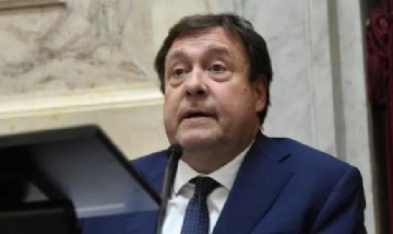 Internaron al gobernador de Río Negro, Alberto Weretilneck: tuvieron que ponerle un stent