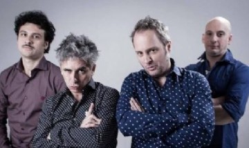 Los Tipitos presentan su versión de "Yendo de la Cama al Living"
