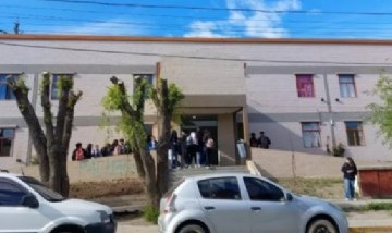 Conmoción en El Calafate por la muerte de una adolescente de 16 años cuando iba a la escuela