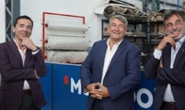 Eslaiman acompañó a D"Onofrio en la inauguración del centro de reparaciones de carrocerías de Metropol