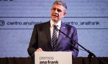 Jorge Macri fue reconocido en los Premios Ana Frank por su compromiso con la convivencia y la memoria