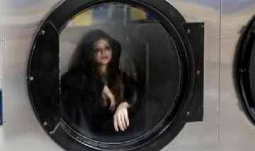 La China Suárez lanzó un nuevo tema: "Si yo hablara vos te irías del país"