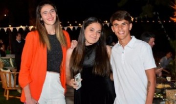 Junior Achievement cierra el año con su tradicional evento solidario en Rosario