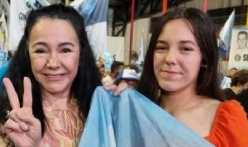 "No me importaba lo que piensen los demás": la joven chaqueña que bajó con la Marcha Peronista defendió su decisión