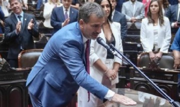 Sebastián Galmarini juró como diputado nacional y prometió trabajar por una Argentina más justa