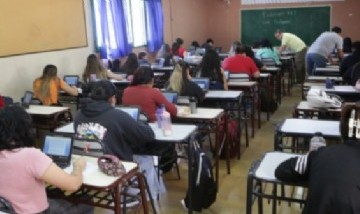 Estudiantes del Nivel Superior podrán acceder a becas para formarse en carreras prioritarias