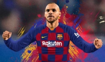 El nuevo refuerzo del FC Barcelona se volvió viral por no poder hacer "trucos" con la pelota