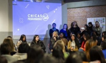 "Chicas programadoras": Lanzaron un curso de programación para jóvenes de 13 a 17 años