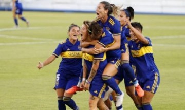 Paliza en el fútbol femenino: Boca goleó 7-0 a River y salió campeón del Torneo de Transición