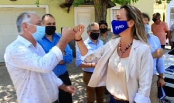 Malena Galmarini y Lucas Ghi activaron una red de cloacas para más de 3400 vecinos y vecinas de Haedo