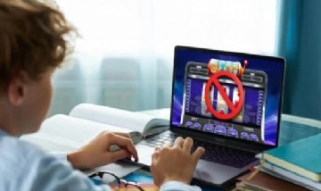 Buscan restringir el acceso a juegos de azar online en menores de edad