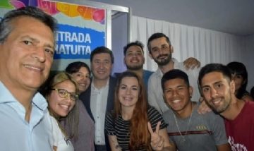Nazareno La Gamba en la 3° Feria Del Libro de Merlo.