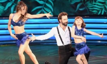 Quién es Kuky Jazz, la nena de 9 años que la rompió bailando salsa en La Academia y emocionó a todos