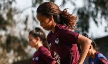 Conmoción en Brasil: Una futbolista de 15 años murió en pleno entrenamiento