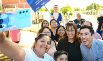 Nardini inauguró diez cuadras de pavimento e hidráulica en Grand Bourg y promete más obras en 2026