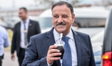 Quintela cargó contra Milei: "La plata de Argentina no es propiedad de él"