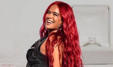 Ante las críticas por su "barriguita": Karol G le respondió a los haters con humor y amor propio