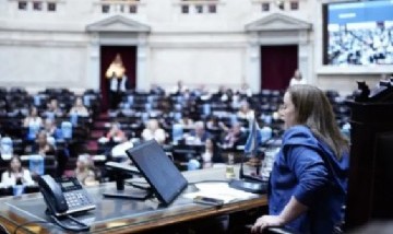 Diputados reflexionaron sobre la importancia de los 40 años ininterrumpidos en democracia