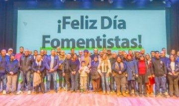 San Fernando reconoció a 64 instituciones y entregó ayuda económica para refacciones y servicios