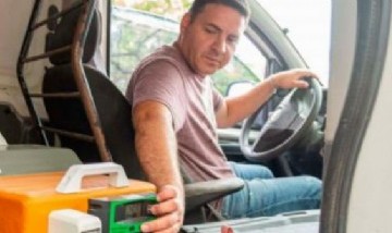 Un estudiante de arquitectura de Córdoba diseñó un generador de energía ecológico y portátil