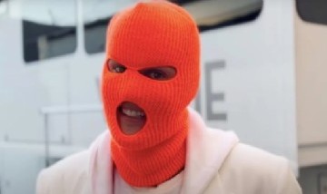 Justin Bieber - I Feel Funny (Directed by Cole Bennett)