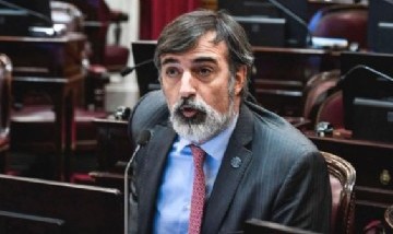 Esteban Bullrich desmintió su propia muerte: "Dios no ha terminado su obra conmigo"